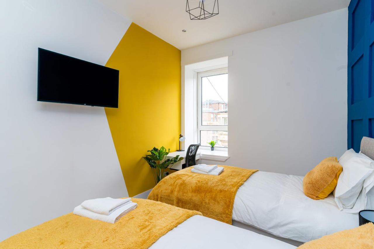 Cheerful 2 Bedroom Homely Apartment, Sleeps 6 Guest Comfy, 3X Double Bed, Parking, Free Wifi, Suitable For Business, Leisure Guest,Glasgow, Glasgow West End, Near City Centre Exterior photo