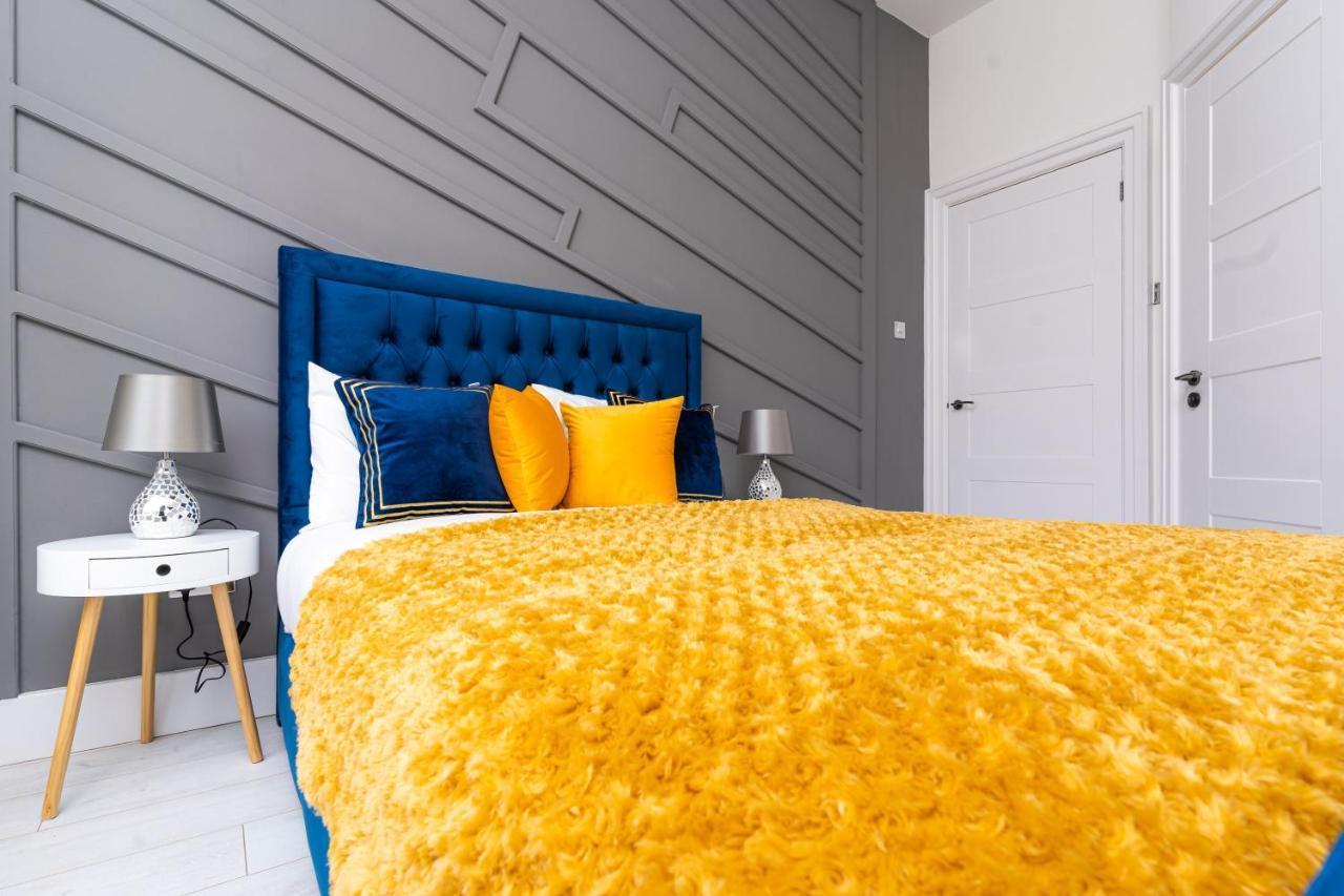 Cheerful 2 Bedroom Homely Apartment, Sleeps 6 Guest Comfy, 3X Double Bed, Parking, Free Wifi, Suitable For Business, Leisure Guest,Glasgow, Glasgow West End, Near City Centre Exterior photo